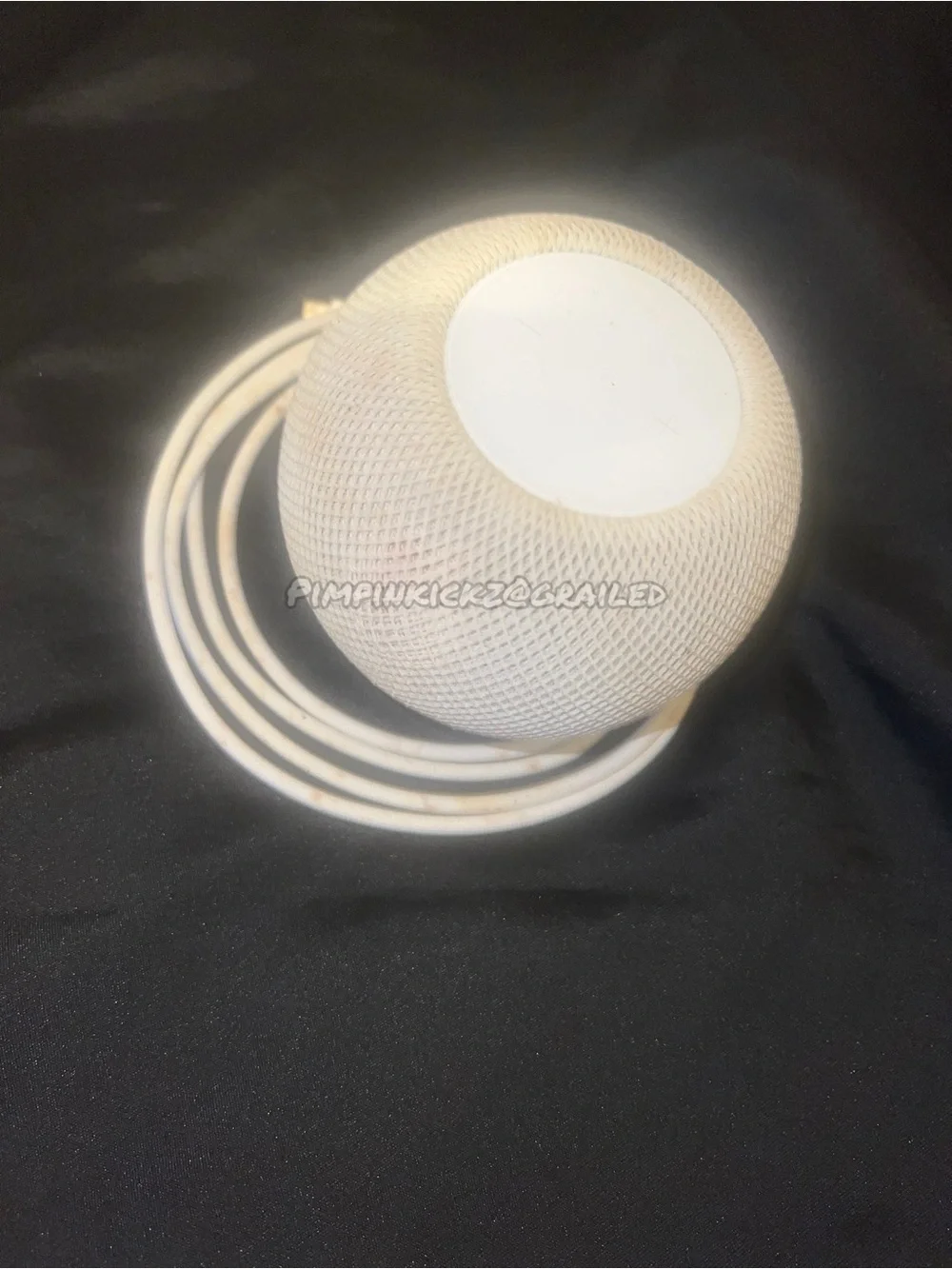 White homepod mini by apple
